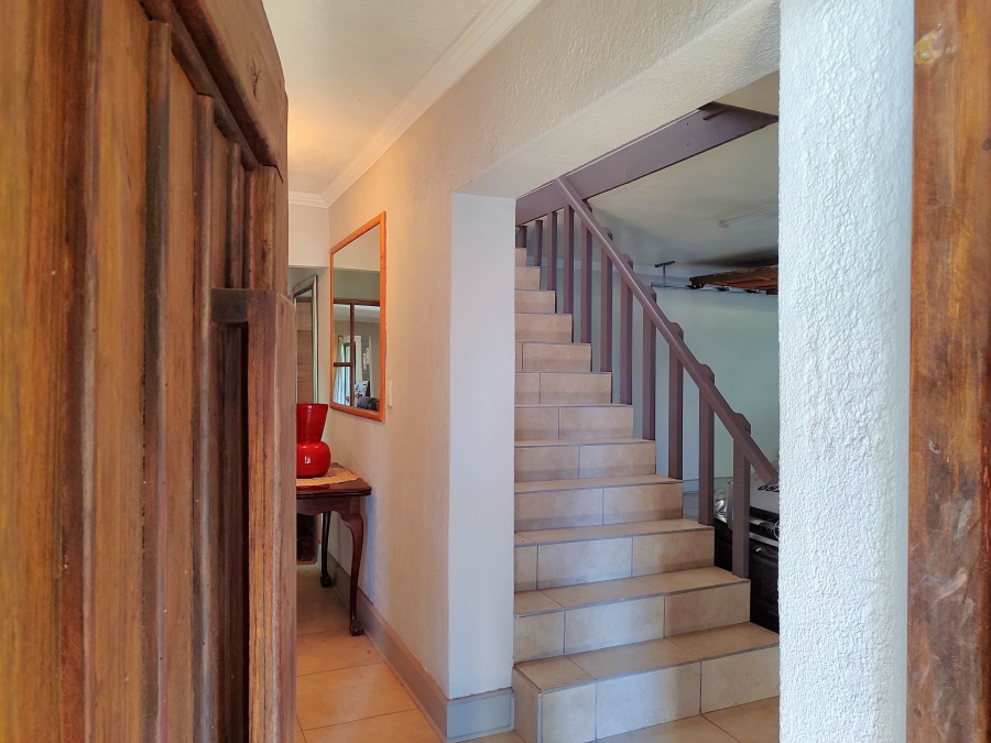 6 Bedroom Property for Sale in Doringkruin North West